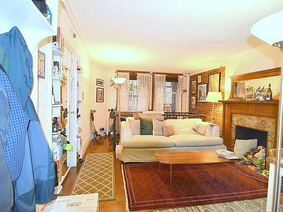 2nd image of 330 W 88th St #A