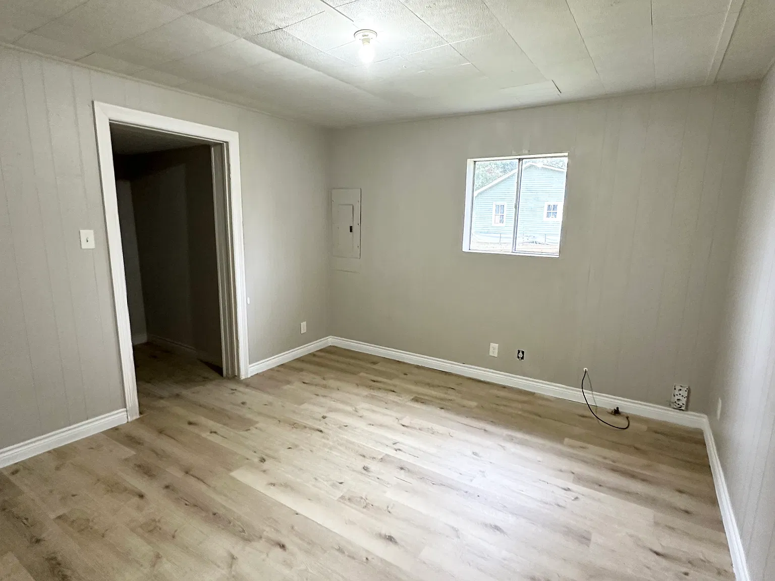 4 bed, 1.5 bath, 1670 sqft, $1,000 — Photo 4