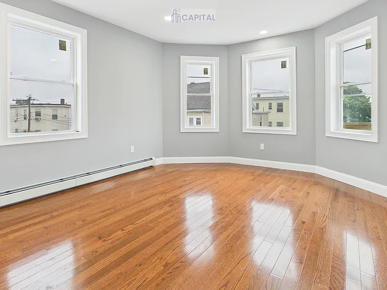 100 Knight St #2 — Photo 8