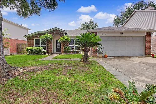 1730 Oak Valley Dr Photo 1