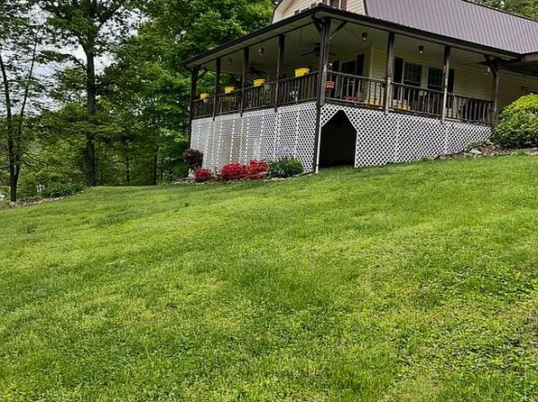 85 Lakeview Ln