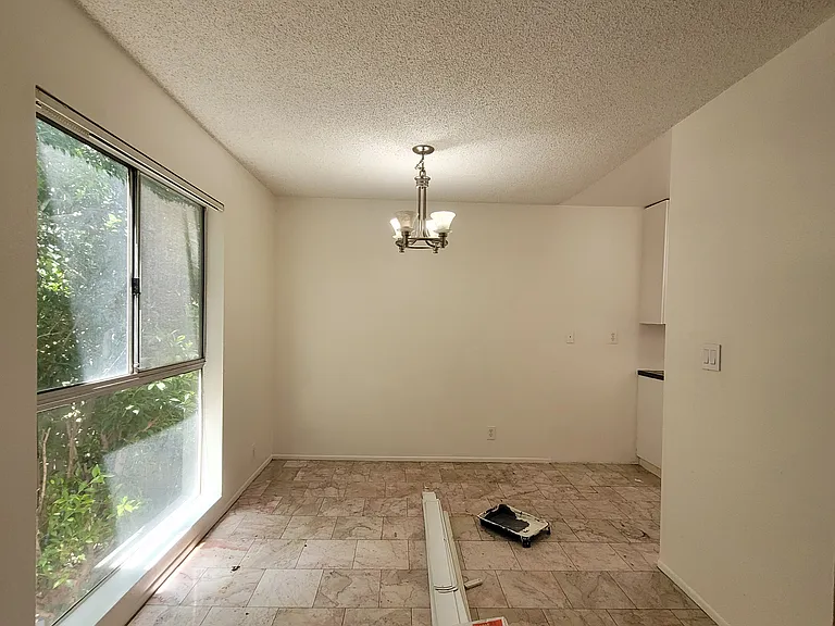 Gramercy Apartments — Photo 29