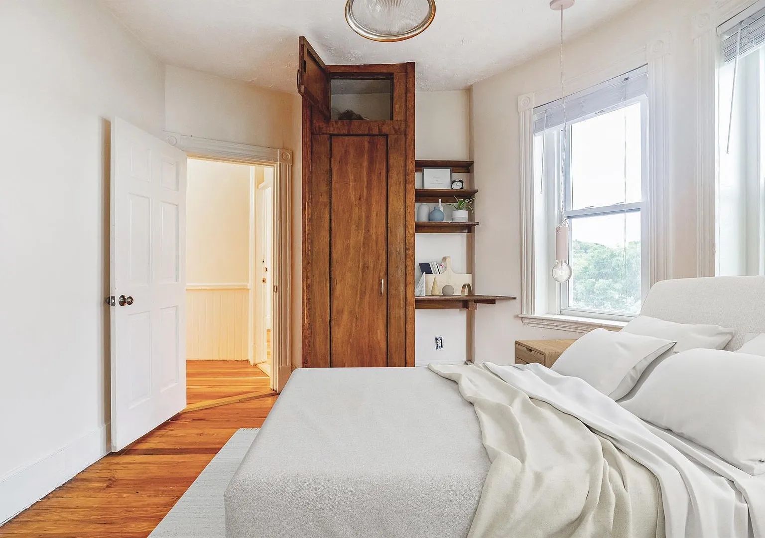 Well appointed 4 bed 2 bath in Brighton — Photo 4