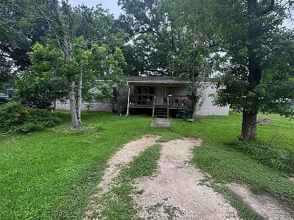 3rd image of 165 Fm 770 Rd S #B