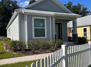 963 Azalea Walk Cir, Deland, FL 32724