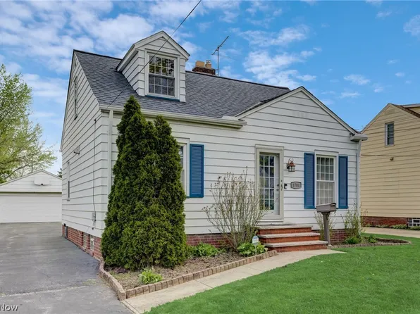 1701 Maple St, Wickliffe, OH 44092
