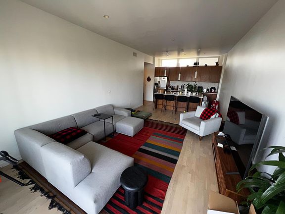 Example of how unit can be furnished