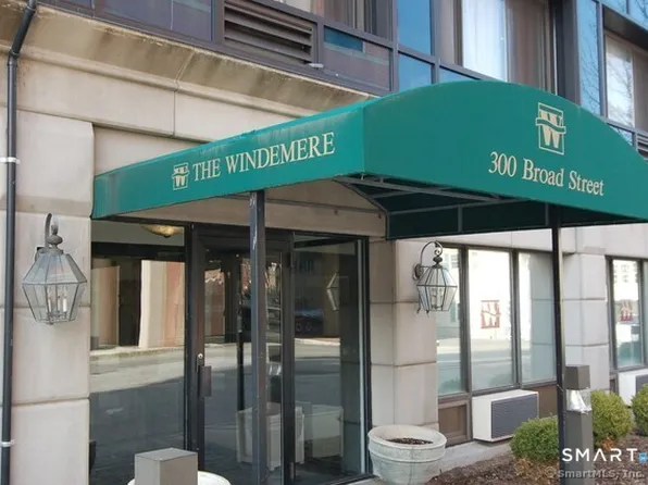 300 Broad St APT 906, Stamford, CT 06901