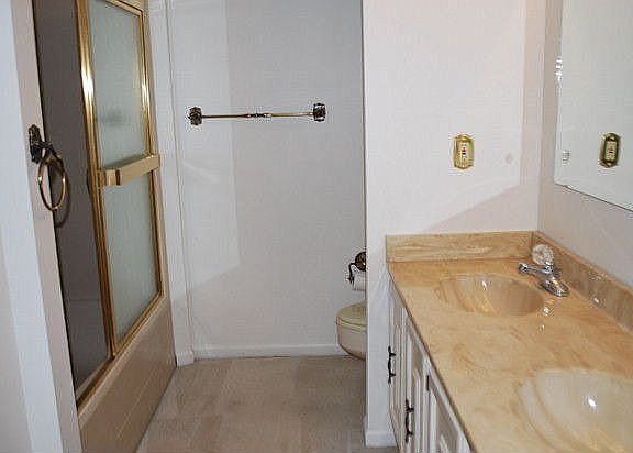 3rd image of 812 Turkey Foot Ct APT 2