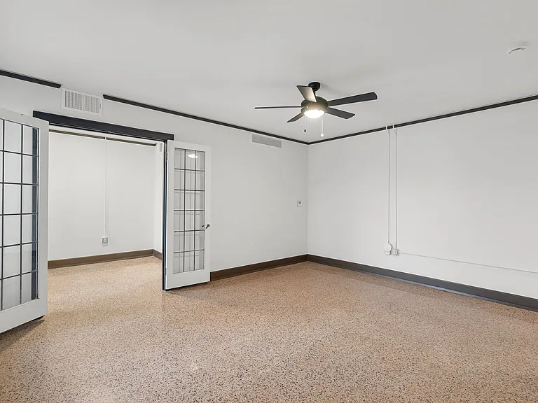 Concordia 27 Apartments - Free 1G Internet & Parking — Photo 22