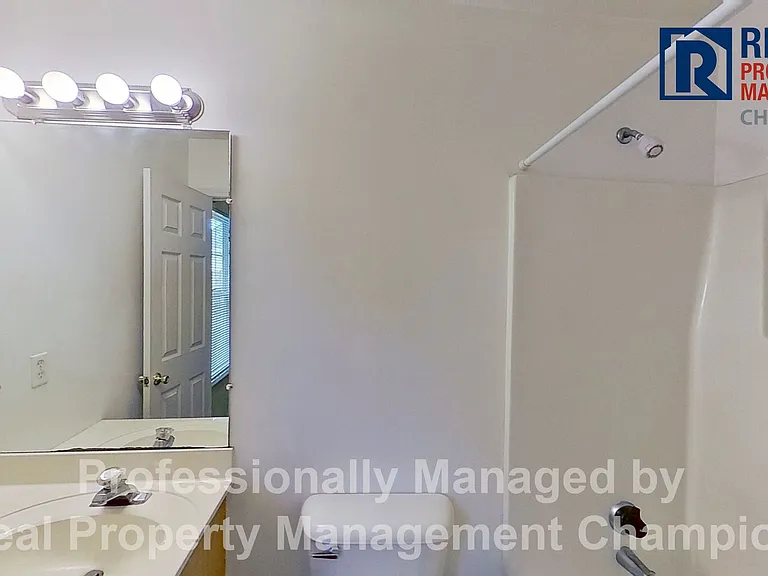 4252 Sunglow Dr — Photo 12