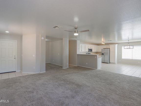 5th image of 43610 W BEDFORD Drive