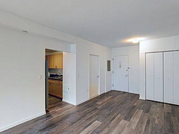 4th image of 229 Chrystie St APT 725