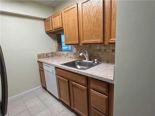 79-14 Rockaway Beach Blvd #7C — Photo 5