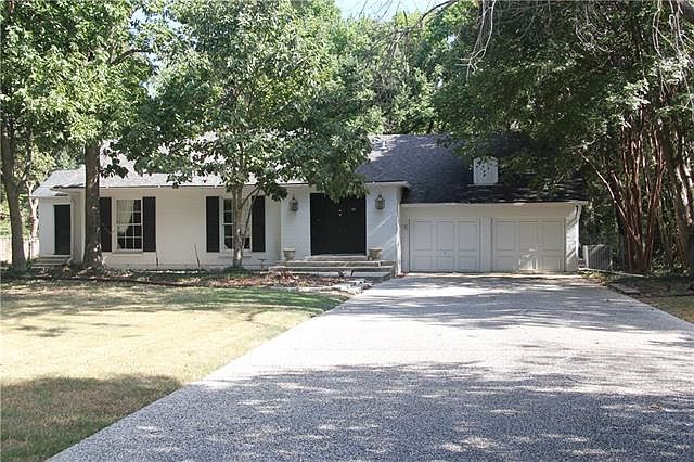 1st image of 8114 Forest Hills Blvd