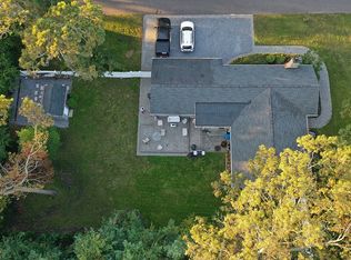 261 Woodhollow Rd, Great River, NY 11739
