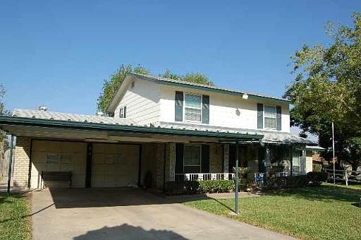 1st image of 8122 GOLDEN FOREST DR