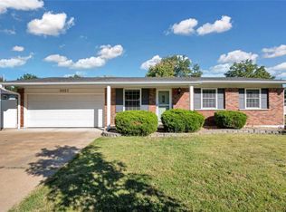 9557 Tealridge Dr, Saint Louis, MO