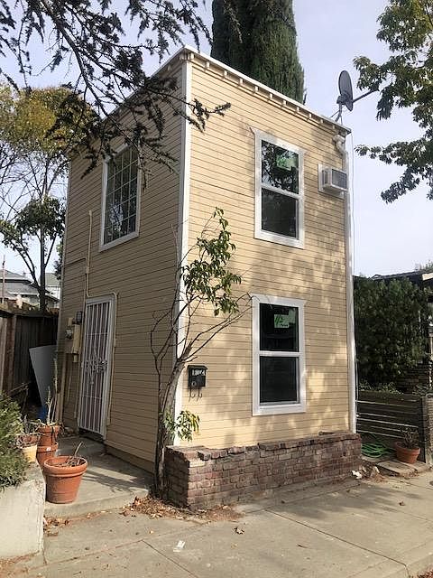1st image of 1821 Pacheco Blvd