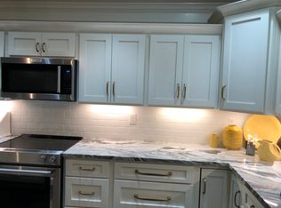 23 Old Capital Rdg NE, Corydon, IN 47112