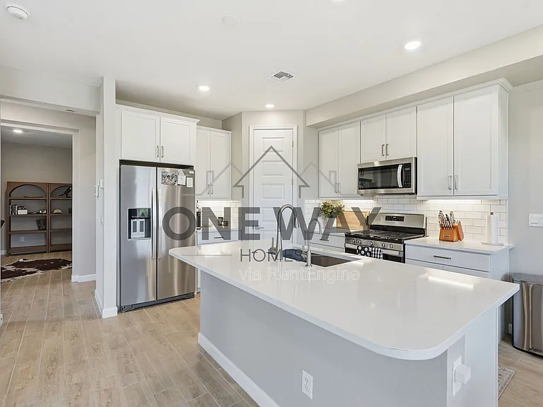 5832 E Rose Garden Ln — Photo 10