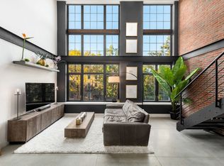 171 Bayard St #2F, Brooklyn, NY 11222