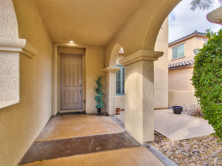 960 Contadero Pl — Photo 4