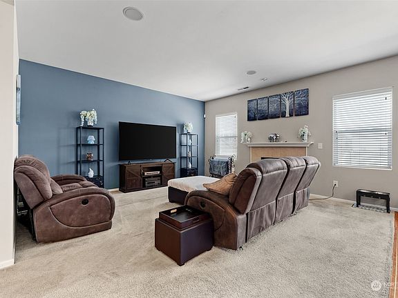 5th image of 2107 200th Street E