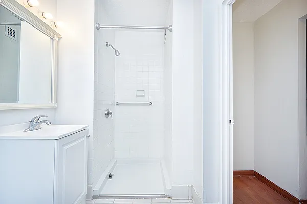 Rented by Keller Williams NYC | media 5