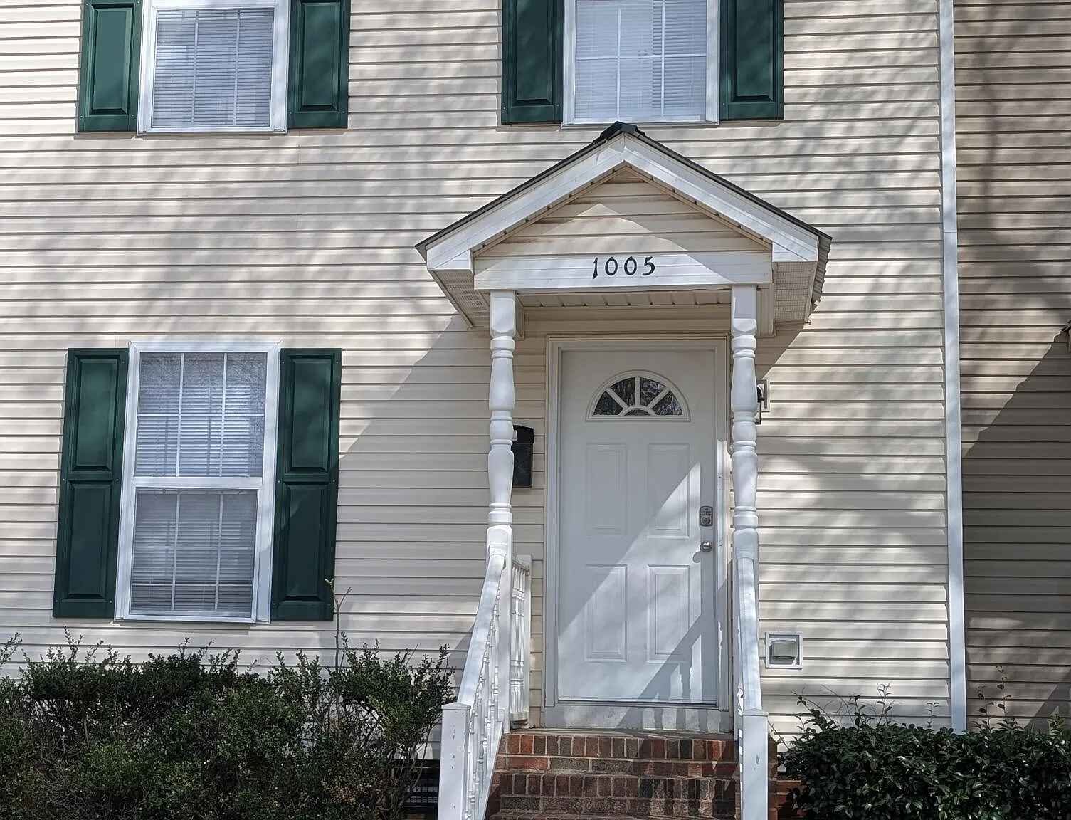 3 bed, 1.5 bath, $1,495 — Photo 2