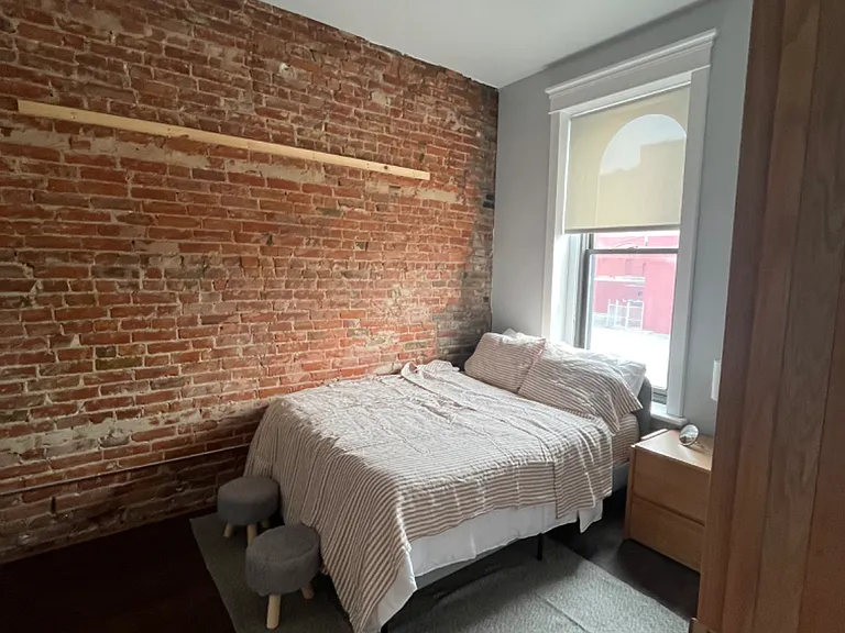 688 Clinton St #2 — Photo 5