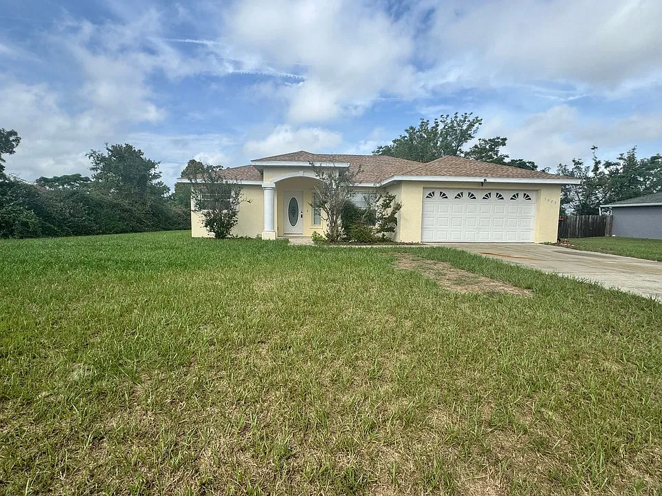 5025 SW 104th Loop