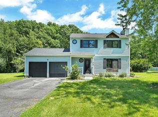 54 Capital Dr, Washingtonville, NY 10992