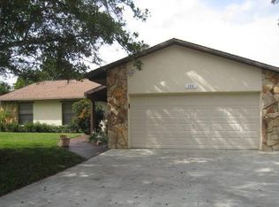 106 Ridge Cir, Fort Pierce, FL 34982