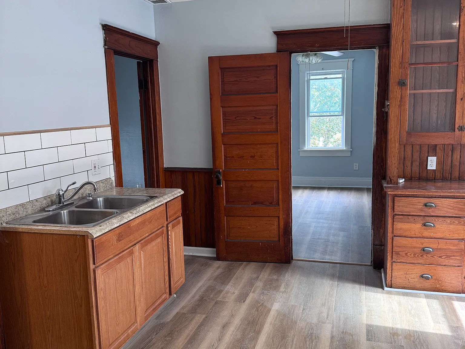 2 bed, $1,000 — Photo 3