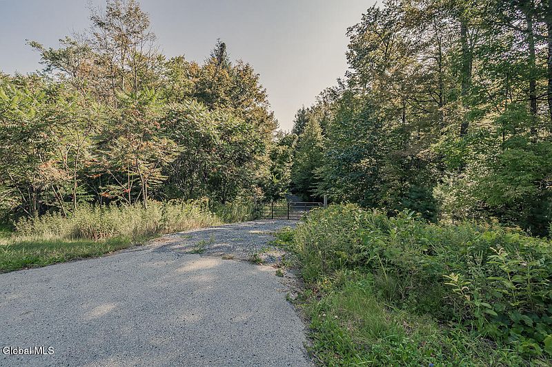 5th image of L39.2 Route 9