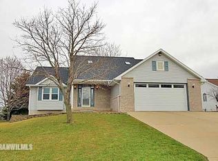 1031 Burke Dr, Freeport, IL 61032