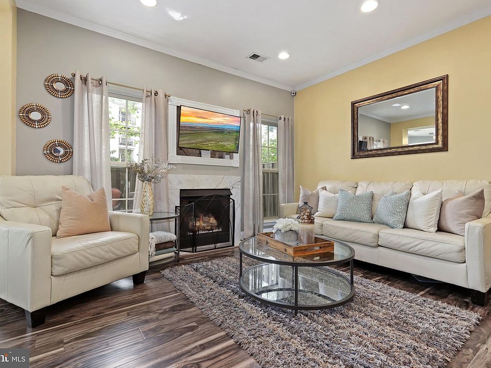 46381 Pryor Sq, Sterling, VA 20165 Zillow