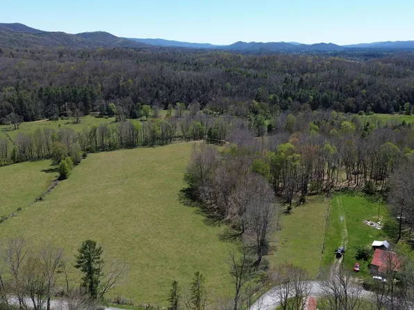 1186 Green Bank Rd, Arbovale, WV 24915