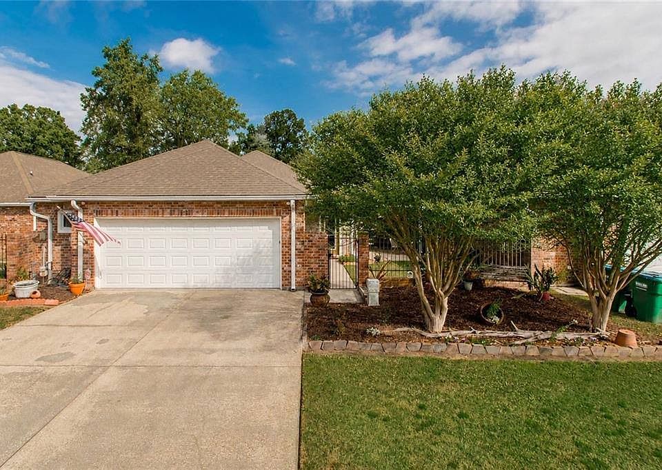 1st image of 303 Secret Garden Ln
