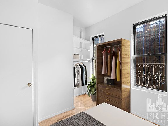 3rd image of 429 E 65th St APT 24