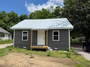 85 Deberry St, Savannah, TN 38372