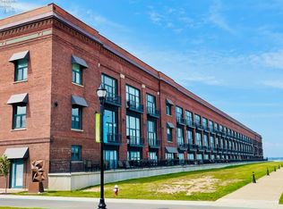 401 W Shoreline Dr Unit 332, Sandusky, OH