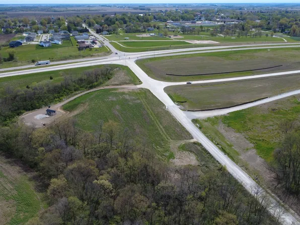 1012 W Pleasant St, Pleasantville, IA 50225