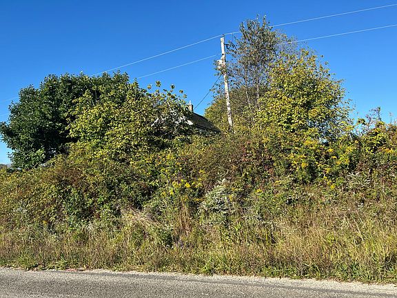 2nd image of 1675 Zion Ln