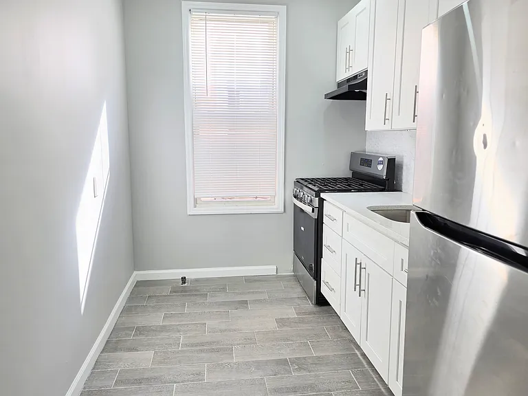 8733 16th Ave #2R — Photo 5