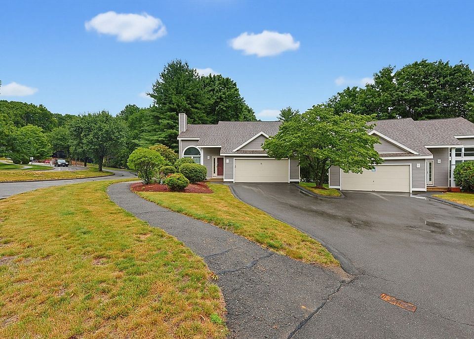 1st image of 11 Weatherstone Dr #11