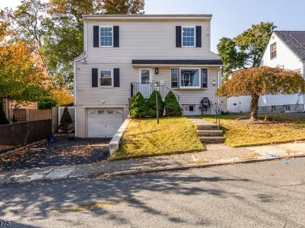 19 Ackerson Pl, Passaic City, NJ 07055