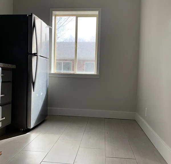 225 E Westminster Ave #1 — Photo 6