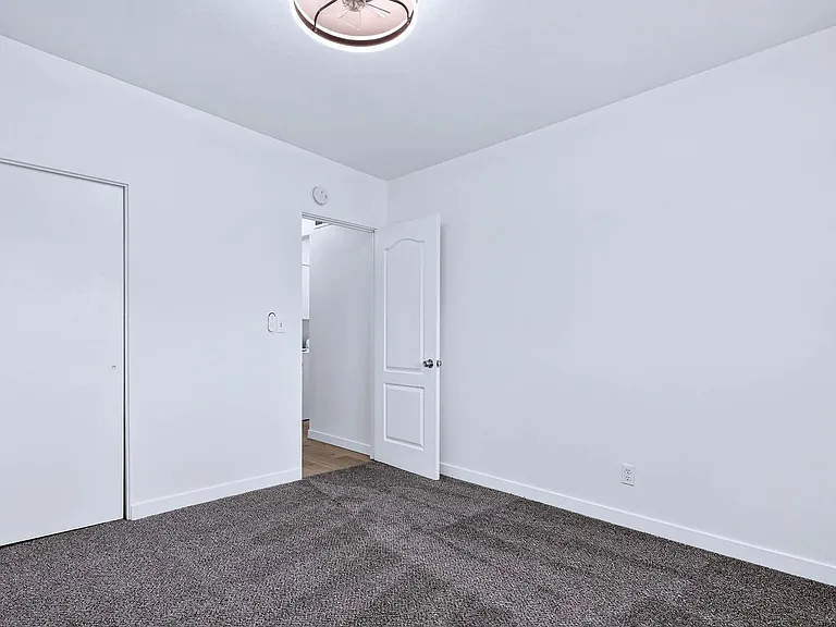 4902 W Targee St — Photo 21